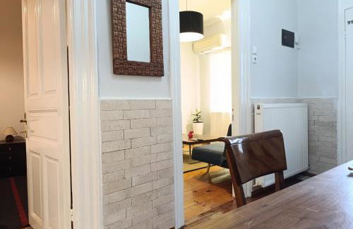 The House Thessaloniki - Charming Central with Private Courtyard - Easy Parking - 300m from University - Foto 20