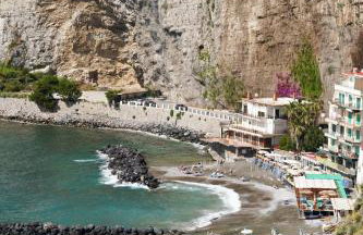 The Cave On The Sea - Foto 28