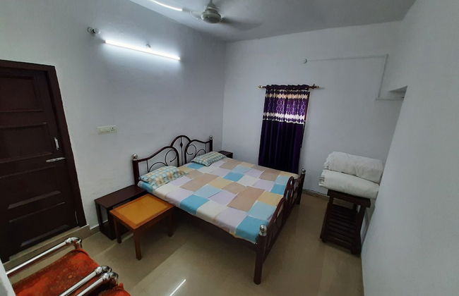 Room-janardan Homestay Lucknow - Foto 1