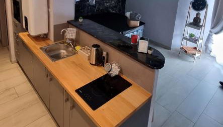 RoyalSpa appartement d'amour avec jacuzzi privatif - Foto 4