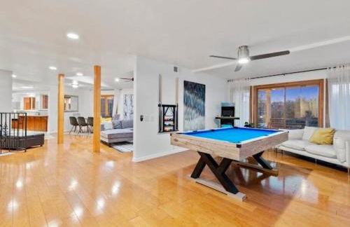 Majestic 5BR Villa with Guesthouse, Pool & Spa - Foto 21