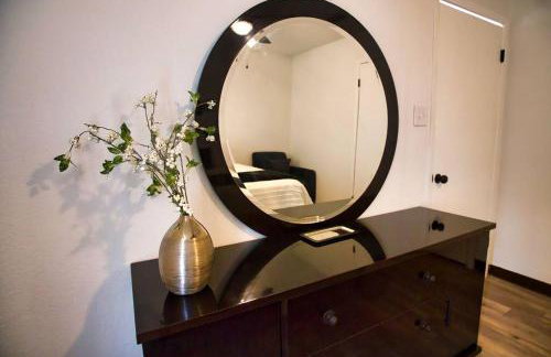 Chic & Cozy 2 bedroom - 1 bathroom - RATED BEST - Foto 15