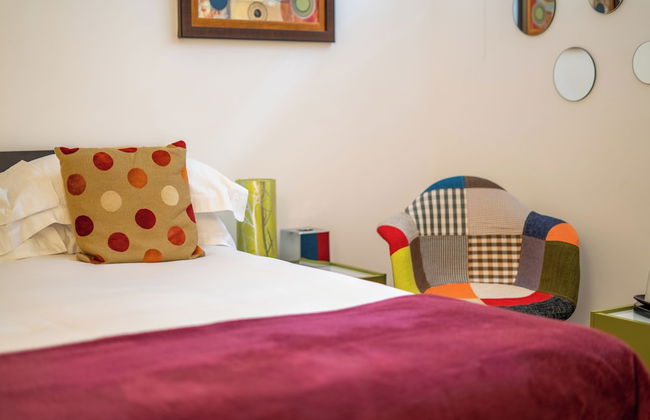 Pod Rooms - Nell Gwynn House Apartments - Photo 10