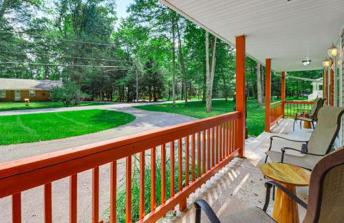 7 Mi to Big Boulder Resort-Style Poconos Retreat - Foto 24