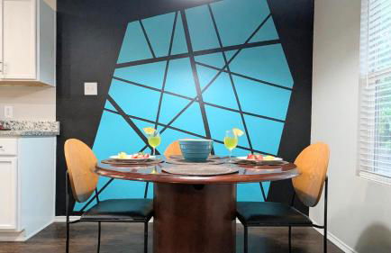 3 bed, close to Stadiums & Park, Big Yard - Photo 2