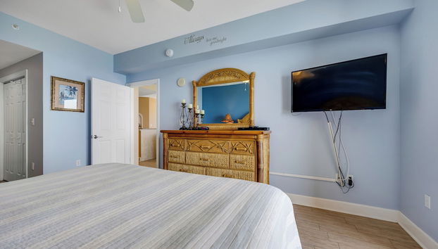 Spectacular End Unit With Amazing Views and Amenities - Foto 5, Habitación