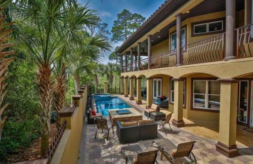 5 BR Villa Private Pool Jacuzzi Golf Cart 3 min to Beach - Foto 1