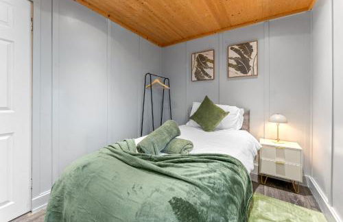 Churchill Apartment- 4 Beds- Free Parking- Near NEC BHX & HS2 - Foto 24