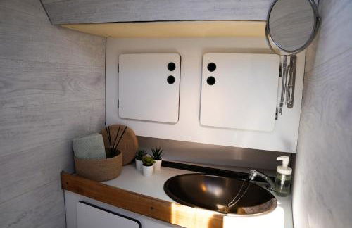 The Classic Sailboat Retreat - Photo 14