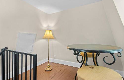 The Glarum House - Gorgeous Historic Home & AC! - Foto 48