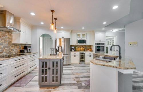 Gorgeous Punta Gorda Home w/ Lanai & Private Pool! - Photo 13