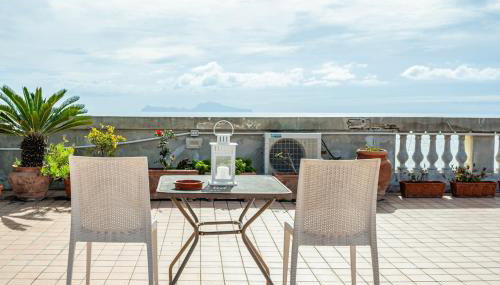 Rooftop in front of the Castle - Photo 4