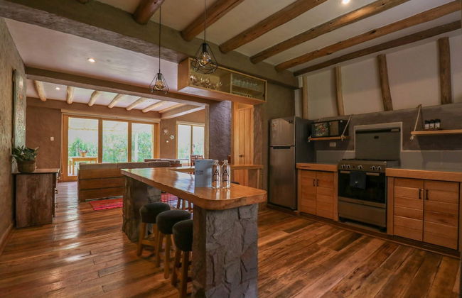 w Majestic 3BR House in Villa Sagrado - Foto 5