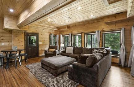 Waterfront 1-acre Private Dock, Hot Tub, Firepit Bankhead Lodge by Avantstay - Foto 38