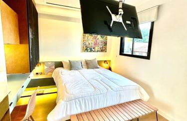 Moema URBAN Heaven - Piscina - Prox Metro - Prox Sh Ibirapuera - Cama Queen - Internet 500mbps - Ar cond - Cozinha completa - Academia - Churrasqueira - Foto 30