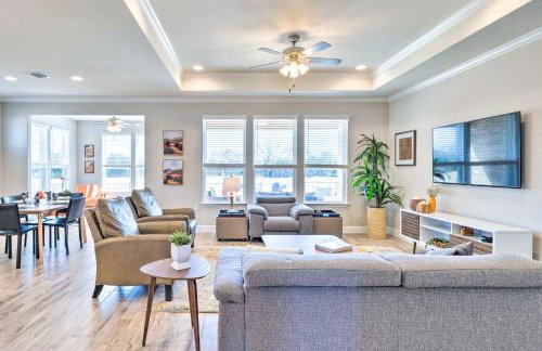 Sun City House with Fire Pit in 55 and Over Comm! - Foto 2