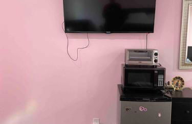 Pool Front Romantic Getaway withPrivate Entry - Foto 20