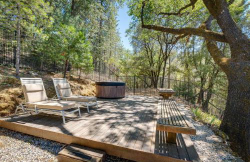 Meadow Vista Mountain Escape with River Views! - Foto 32