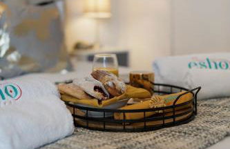 4 bedroom home with Garden, Game room, Parking- Esho Stays - Foto 32