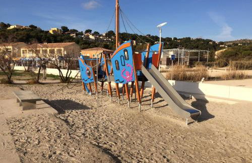 Front de mer les pieds dans l'eau - Foto 17