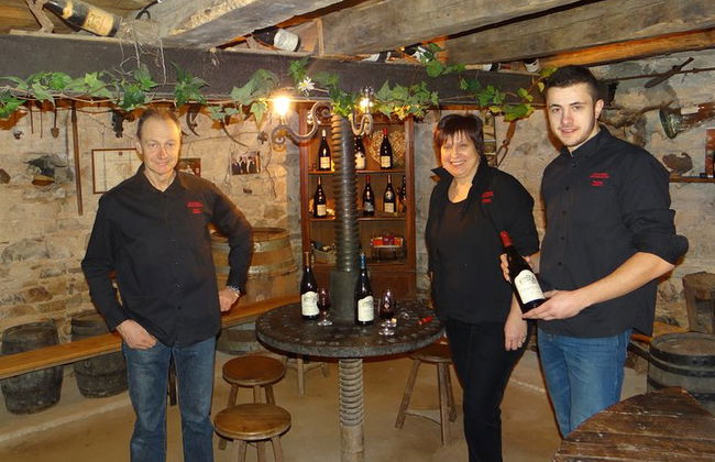 Aperitivo viticultor con degustación y mâchon en Chiroubles - Foto 5