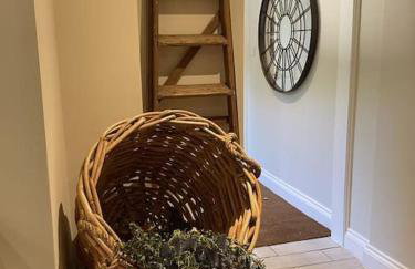 Holly Cottage, 2, Northbrook Park, Farnham-up to 6 adults - Photo 21