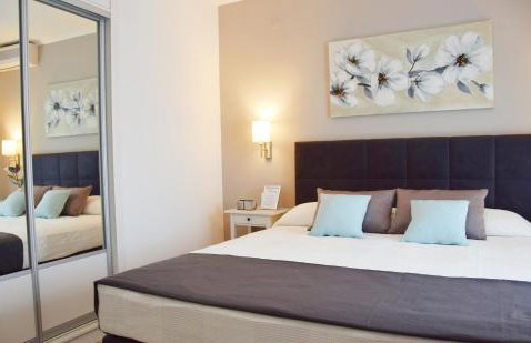 Villa Ana Apartments - Photo 57