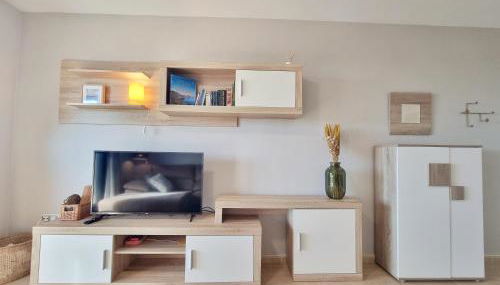 Vistas Panorámicas con Piscina y Parking - By Aloha Palma - Foto 4