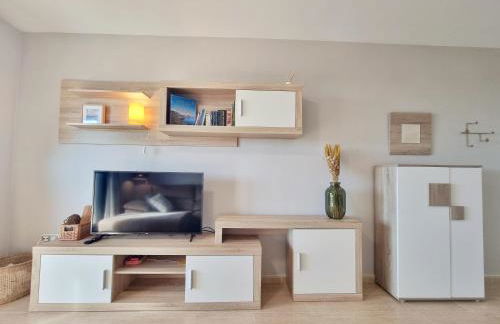 Vistas Panorámicas con Piscina y Parking - By Aloha Palma - Foto 4