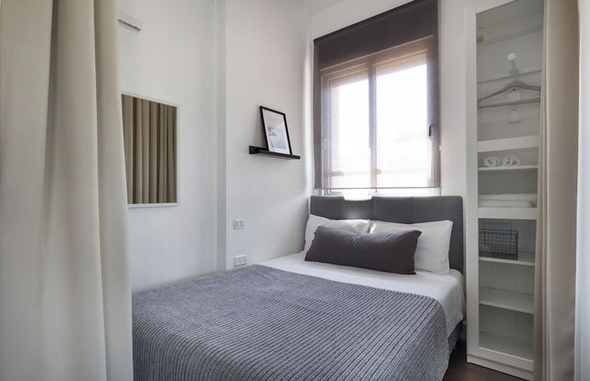 Bauhaus Boutique by TLV2rent - Photo 20