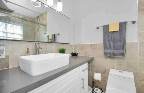 Central Yellow Gem: Cozy Views & Proximity - Foto 6