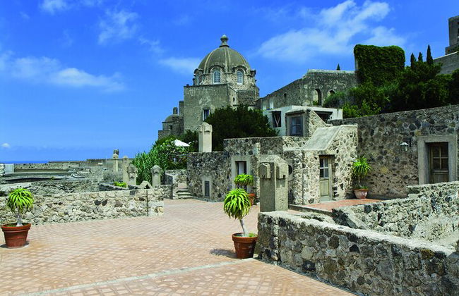 Visita guiada de 2 horas al Castillo Aragonés de Ischia - Foto 3