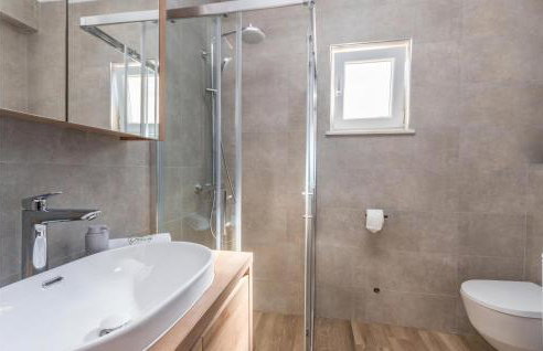 Amazing Home In Sukosan With Wifi - Foto 44