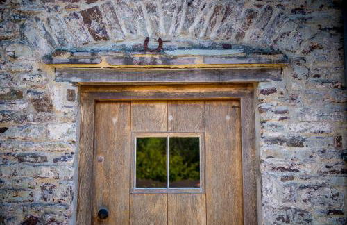 Great House - A Grand Georgian Retreat with Heated Outdoor Pool - Photo 19