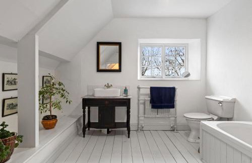 Middlelands - A stunning country house with beautiful gardens in rural Pembrokeshire yet close to coast - Foto 13