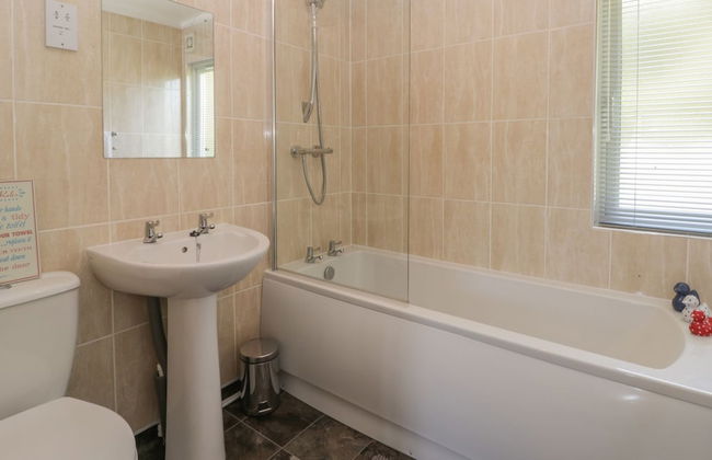 Jonstone Pines Lodge at Cayton Bay Holiday Park - Foto 21