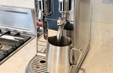 Marlow Family Retreat, Short Stroll into Town - Photo 34