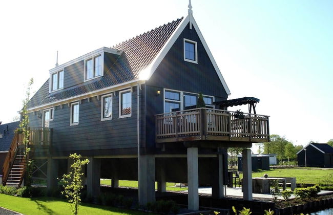 Holiday Home Built in Zaanse Style, Near Alkmaar - Photo 1