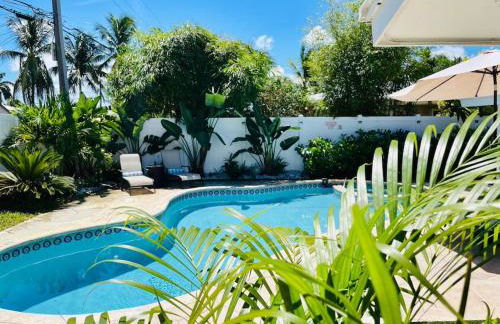 Pompano home with private heated Pool 3D tour available - Foto 16