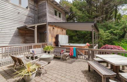 The Castle Rock Estate by Avantstay Steps From Arch Cape Beach w/ Hot Tub & Sauna - Foto 109