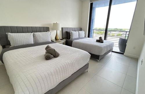 Resort Style Luxury Living in Doral, Miami - Foto 31