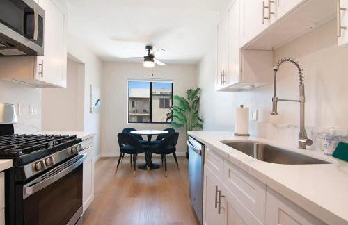 Stylish 1BR Near Universal Studios with Parking - Foto 17