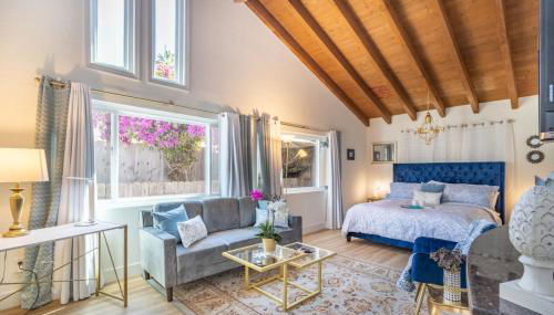 Stunning 4 Bedroom 1 Level- Pool, Spa, Grass Yard, Fire Pit, Garage, BBQ - Foto 2