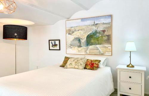 Charming 2 Bedroom Boutique Triplex Apartment with Private Terrace at Seville City Center by OCityzen - Foto 33