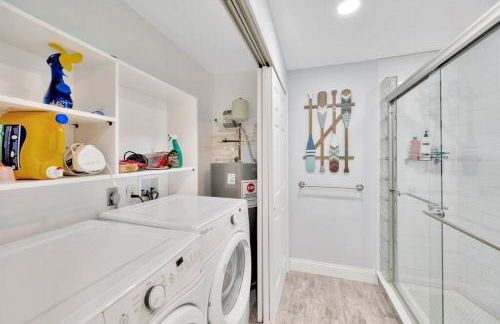 Island Paradise 3 Bed Waterfront/Heated Pool - Foto 3