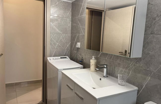 Adelais in Piraeus With 1 Bedrooms and 1 Bathrooms - Photo 12