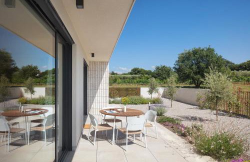 Brand NEW villa S58 with HEATED pool - Foto 22