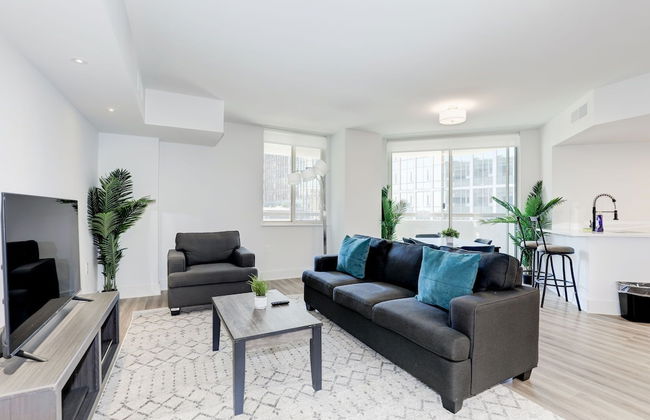 Elegant 2BR Apartment Minutes From DC - Foto 71