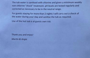 Bryntirion Farmhouse Apartment with Hot Tub - Foto 21