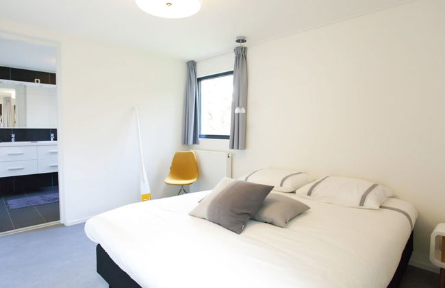 4 bedroom House in Nijkerk with swimming pool and terrace - Photo 8